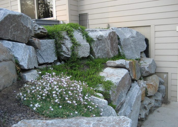 Fractured-Granite-Walls-off-of-Foundation