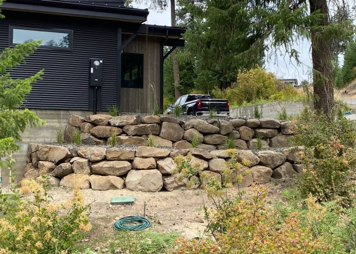 Gozzer, Terraced Wall