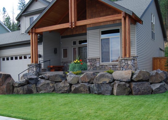 fractured-basalt-wall-spokane